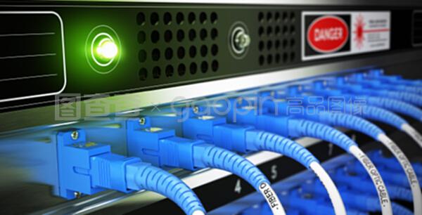 網(wǎng)絡(luò)設(shè)備廣告設(shè)計(jì) 精準(zhǔn)溝通與美學(xué)表達(dá)的融合