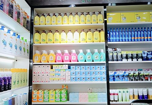 小小日化雜貨店的背后，竟藏著一套賺錢秘籍